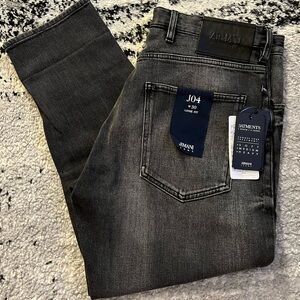 Armani Loose Fit J04 Jeans - 6Y6J04 6DEPZ
 0206 - size 30